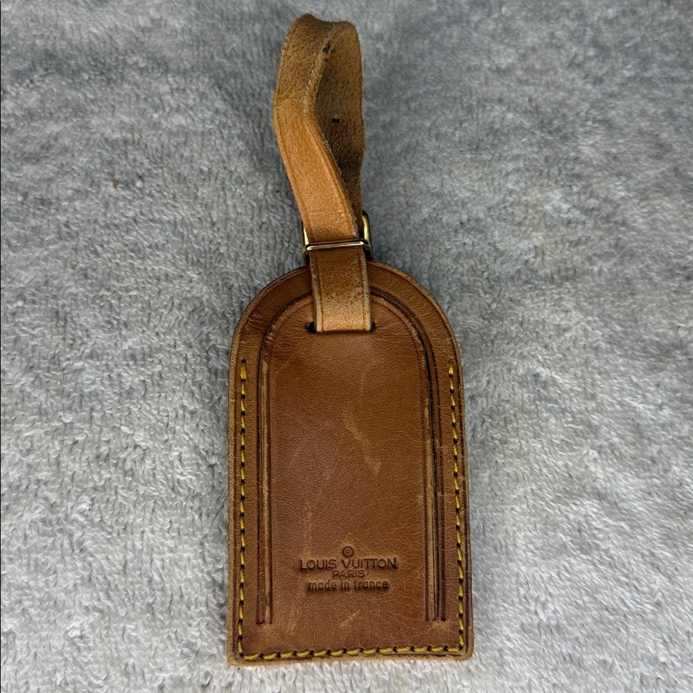 Vintage Louis Vuitton Luggage Tag and Poignier in Vachetta Leather (13N) - Picture 3 of 8